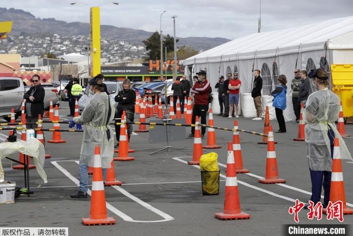 全球新冠死亡病例超76万，多国疫情反弹收紧防控